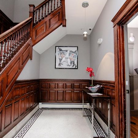 Stylish Studio In Brookline-5Min Train To Boston.. #2 Екстериор снимка