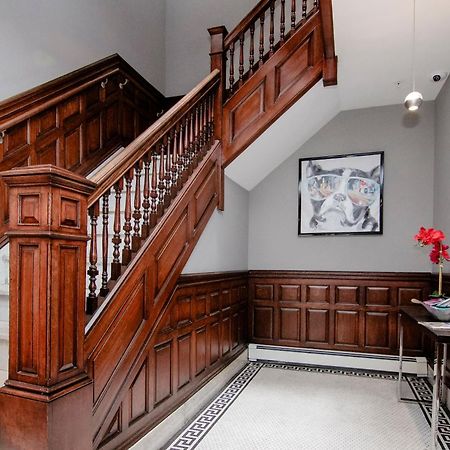 Stylish Studio In Brookline-5Min Train To Boston.. #2 Екстериор снимка