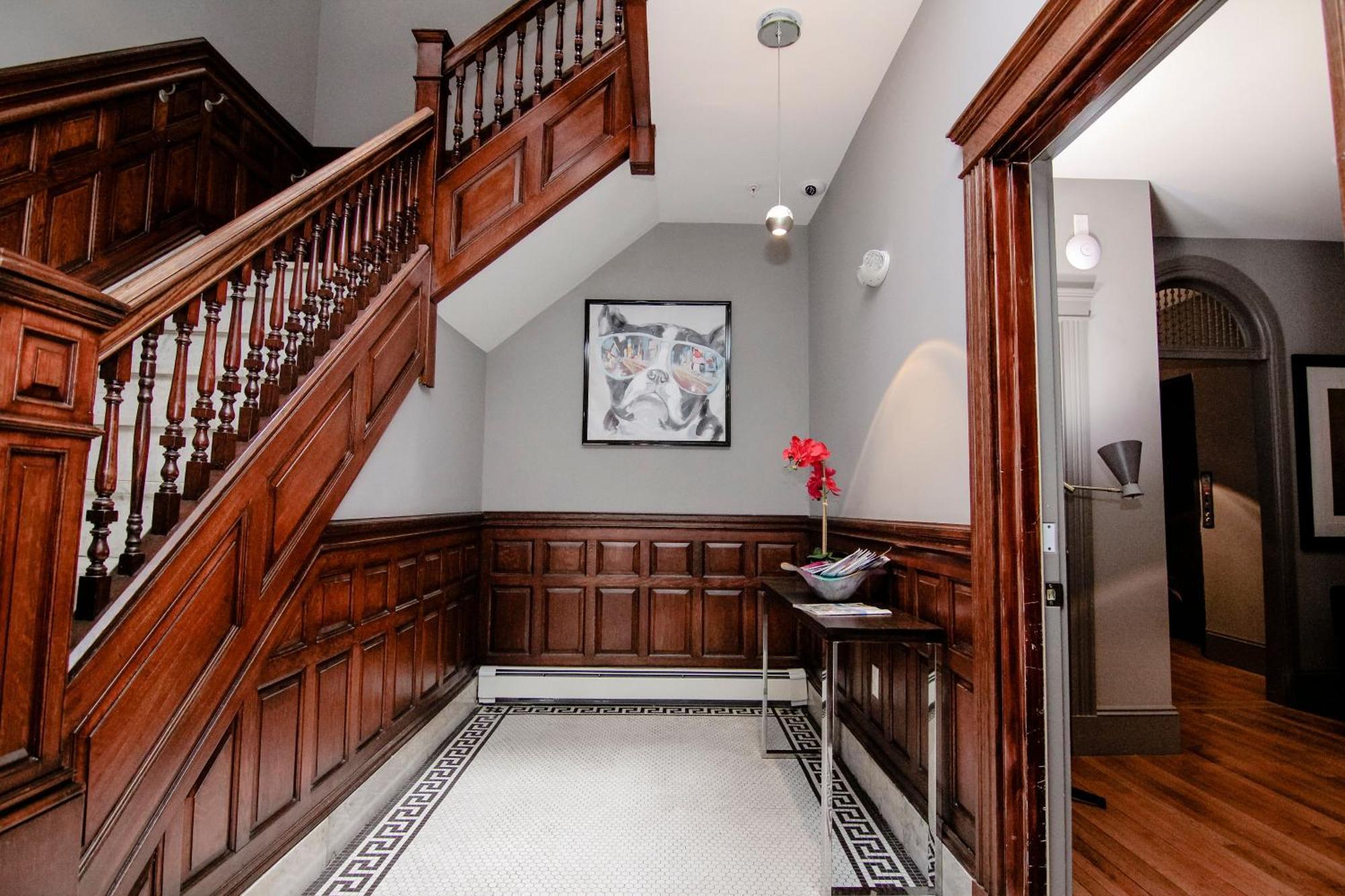 Stylish Studio In Brookline-5Min Train To Boston.. #2 Екстериор снимка