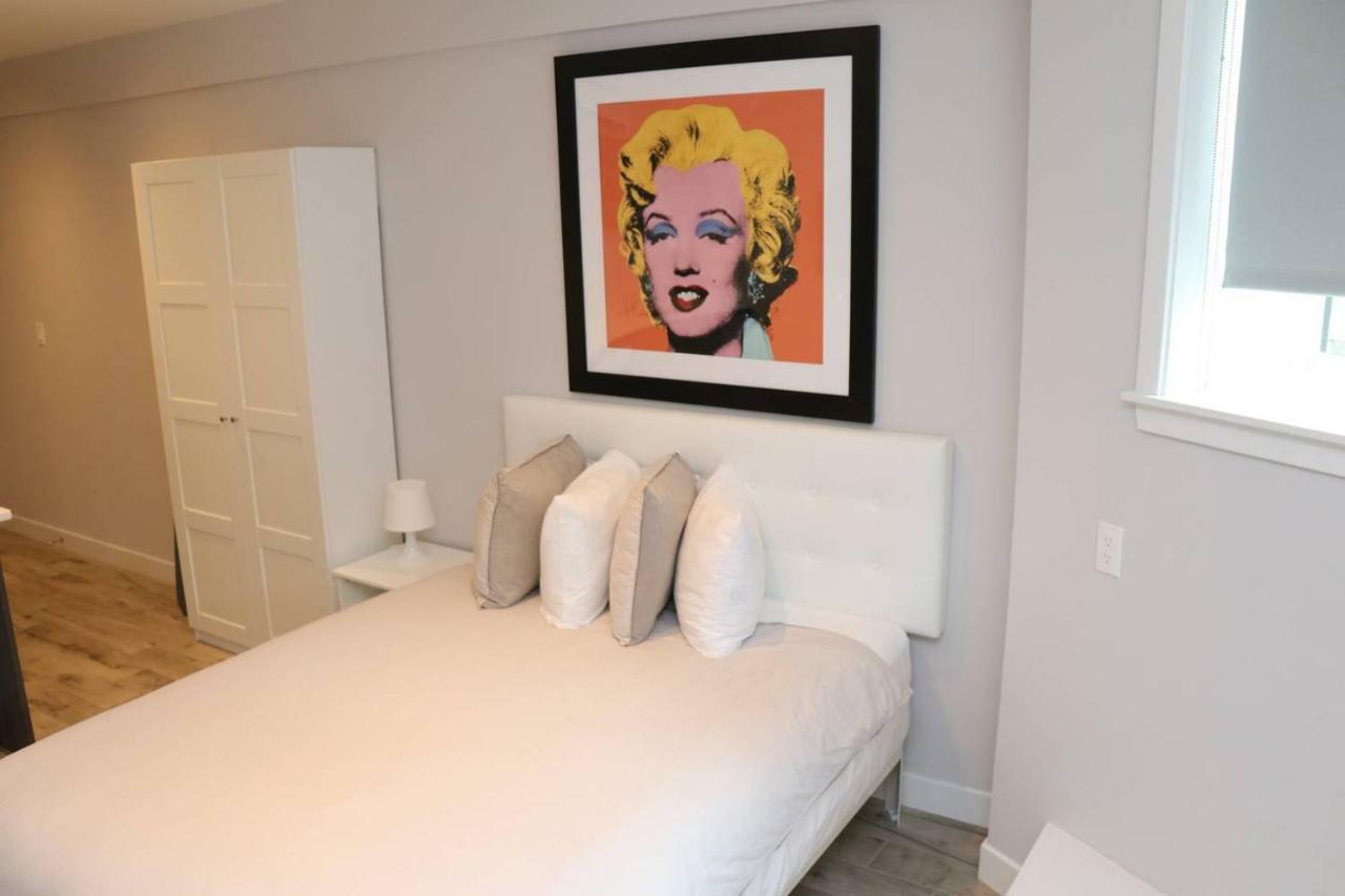 Stylish Studio In Brookline-5Min Train To Boston.. #2 Екстериор снимка