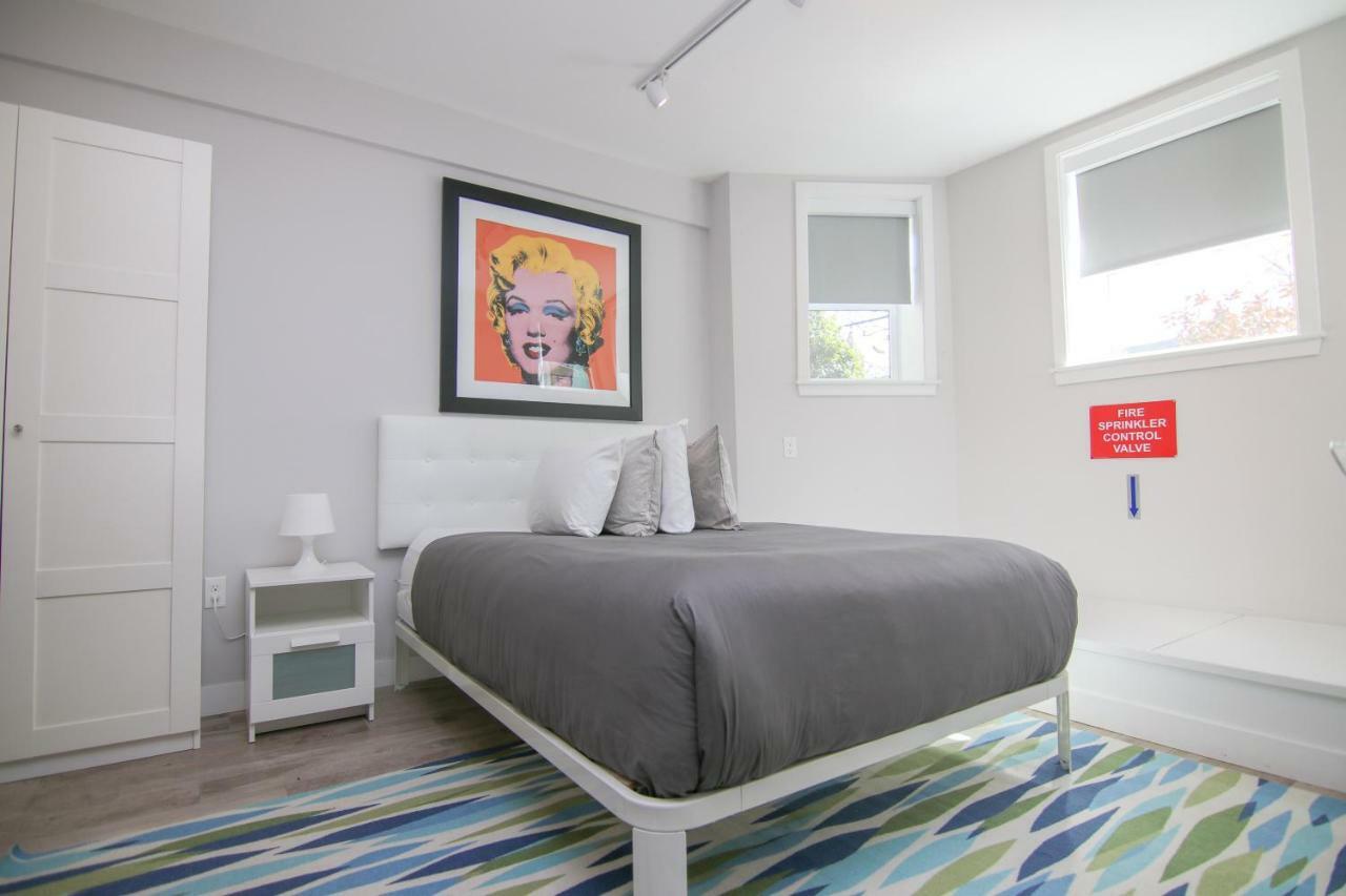 Stylish Studio In Brookline-5Min Train To Boston.. #2 Екстериор снимка