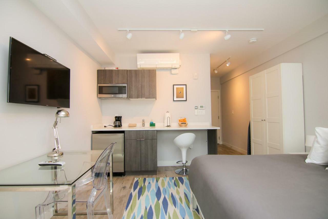 Stylish Studio In Brookline-5Min Train To Boston.. #2 Екстериор снимка
